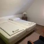 Turul Panzio&pizzeria Bed & Breakfast