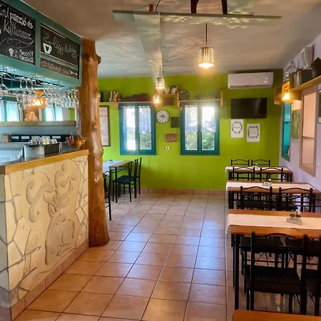 Turul Panzio&pizzeria Bed & Breakfast *