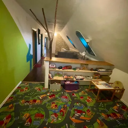 فندق مبيت وإفطار Turul Panzio&pizzeria 3*
