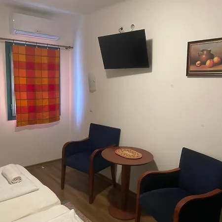 Turul Panzio&pizzeria Szolad