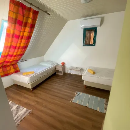 Turul Panzio&pizzeria Bed & Breakfast Szolad