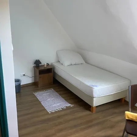 Turul Panzio&pizzeria Bed & Breakfast Szolad