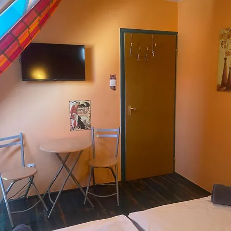 Turul Panzio&pizzeria 3*