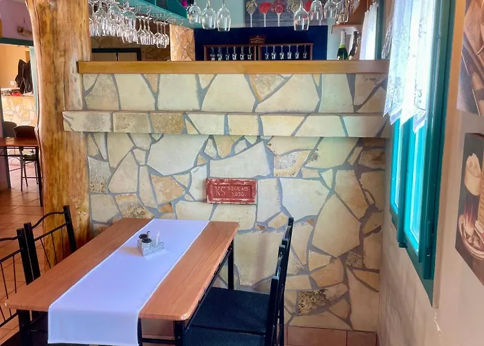 Turul Panzio&pizzeria B&B